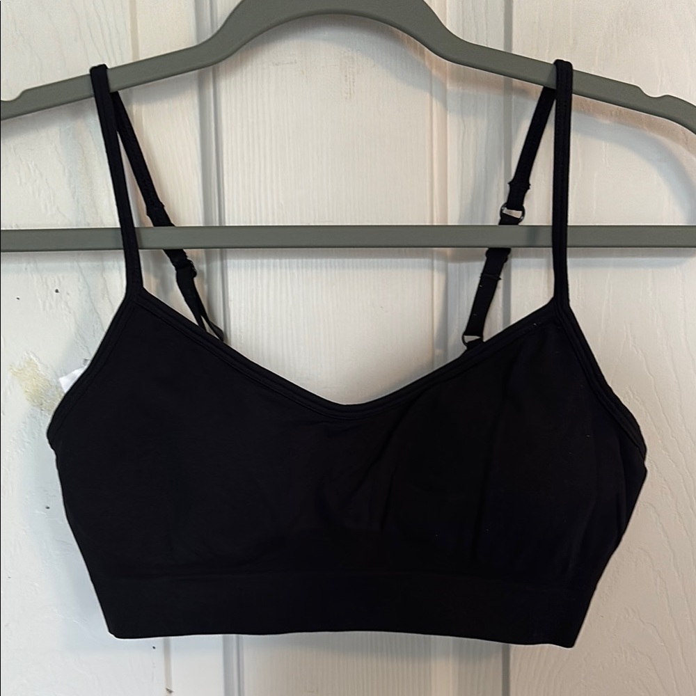 Athleta Black Adjustable-Strap Scoop Sports Bra
